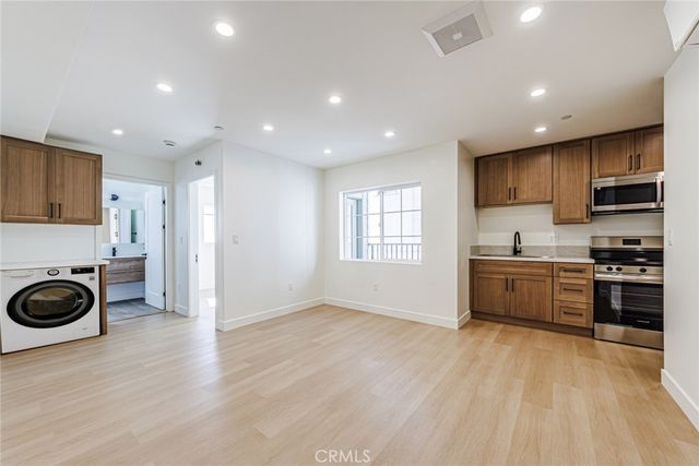 4220 W Adams, Los Angeles, CA 90018