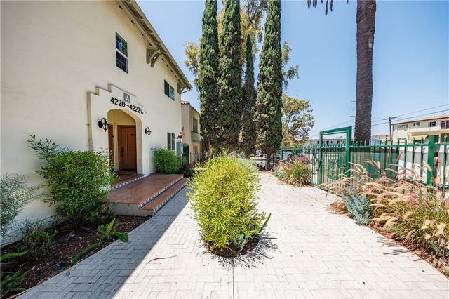 4220 W Adams, Los Angeles, CA 90018