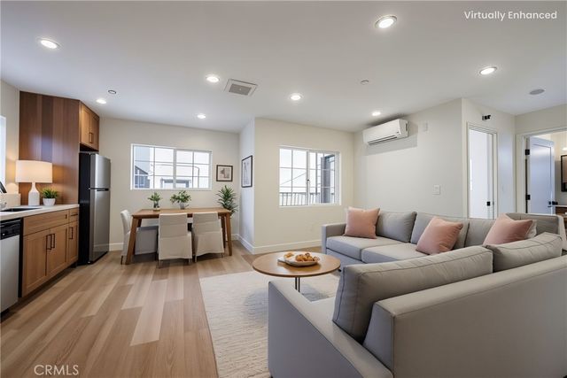 4220 W Adams, Los Angeles, CA 90018