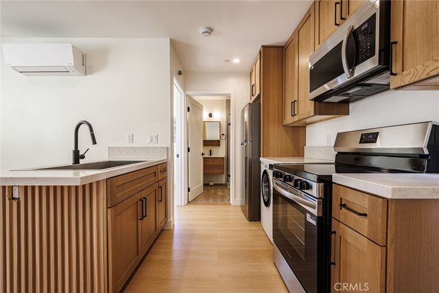 4220 W Adams, Los Angeles, CA 90018