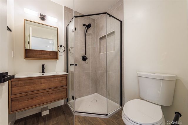 4220 W Adams, Los Angeles, CA 90018