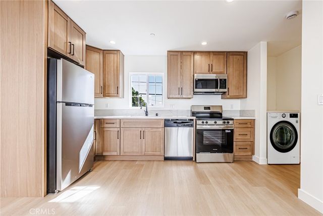 4220 W Adams, Los Angeles, CA 90018