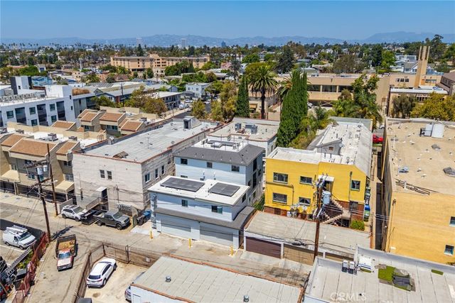 4220 W Adams, Los Angeles, CA 90018
