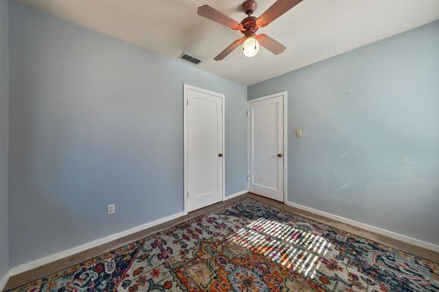 4980 Alcott Dr, Sacramento, CA 95820