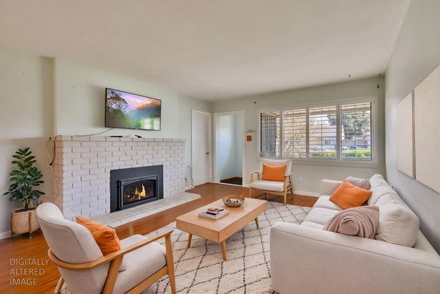 4980 Alcott Dr, Sacramento, CA 95820