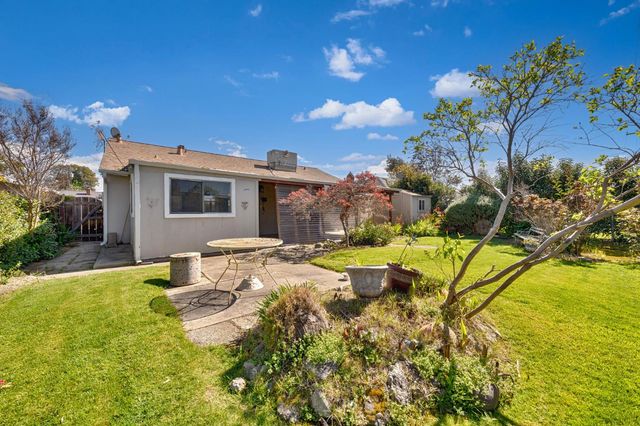 4980 Alcott Dr, Sacramento, CA 95820