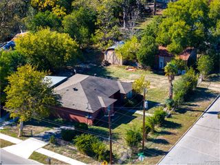 135 N Plum Ave, New Braunfels, TX 78130