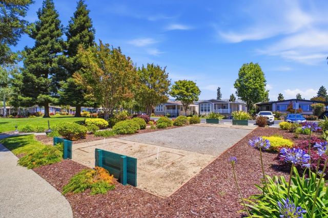 953 New England Village Street 340, Hayward, CA 94541