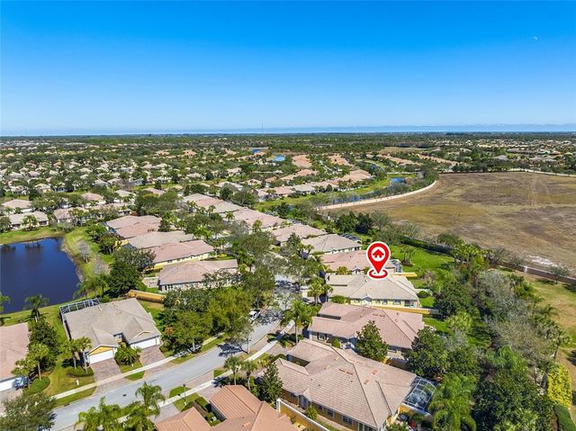 4957 Corsica Square, Vero Beach, FL 32967