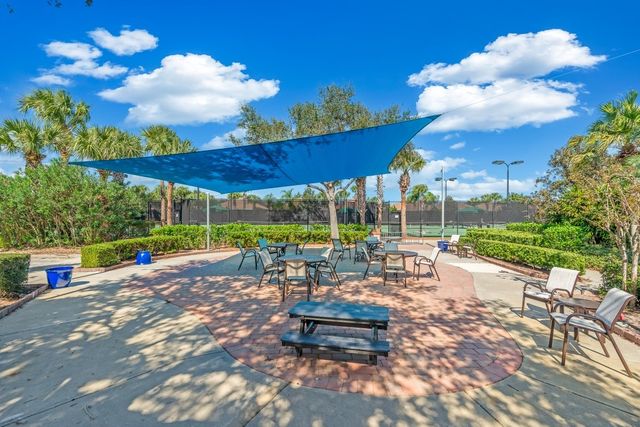 4957 Corsica Square, Vero Beach, FL 32967