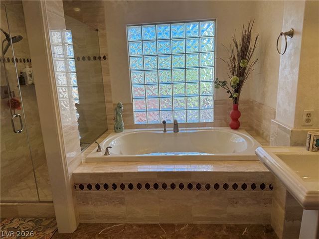 5034 Crooked Stick Way, Las Vegas, NV 89113