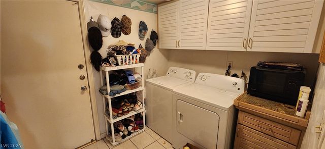 5034 Crooked Stick Way, Las Vegas, NV 89113