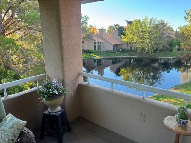 5034 Crooked Stick Way, Las Vegas, NV 89113