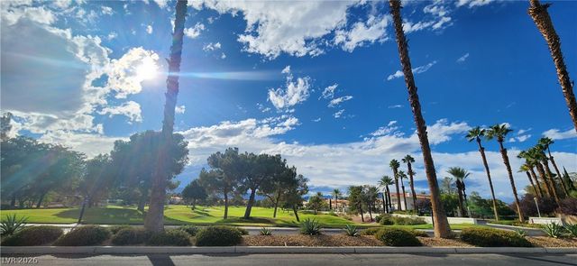 5034 Crooked Stick Way, Las Vegas, NV 89113
