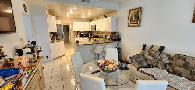 5034 Crooked Stick Way, Las Vegas, NV 89113