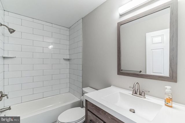 487 FORT HILL CIR, Fort Washington, PA 19034