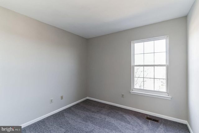 487 FORT HILL CIR, Fort Washington, PA 19034