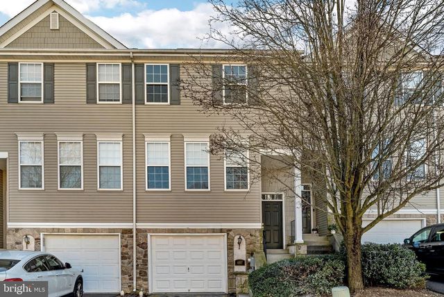 487 FORT HILL CIR, Fort Washington, PA 19034