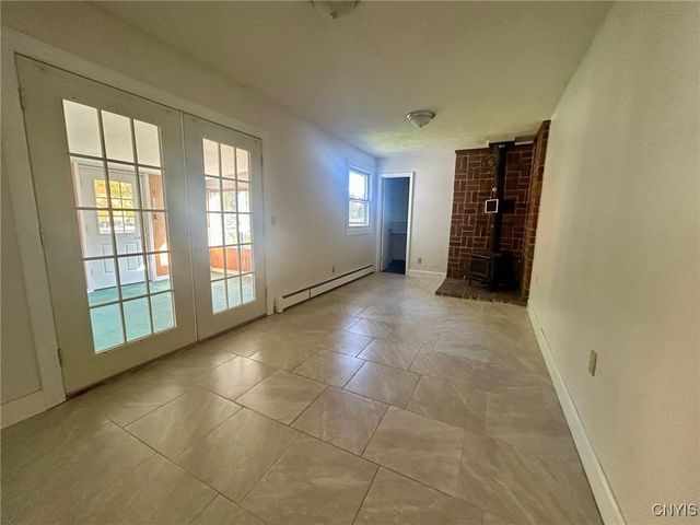 32 Patrick Circle, Fulton, NY 13069