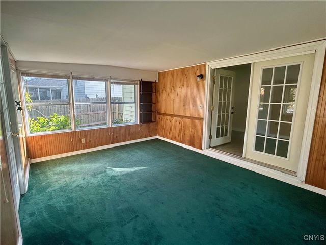 32 Patrick Circle, Fulton, NY 13069