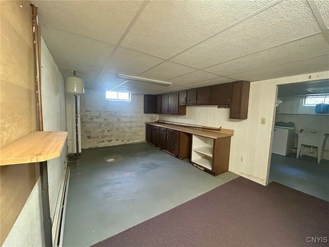 32 Patrick Circle, Fulton, NY 13069