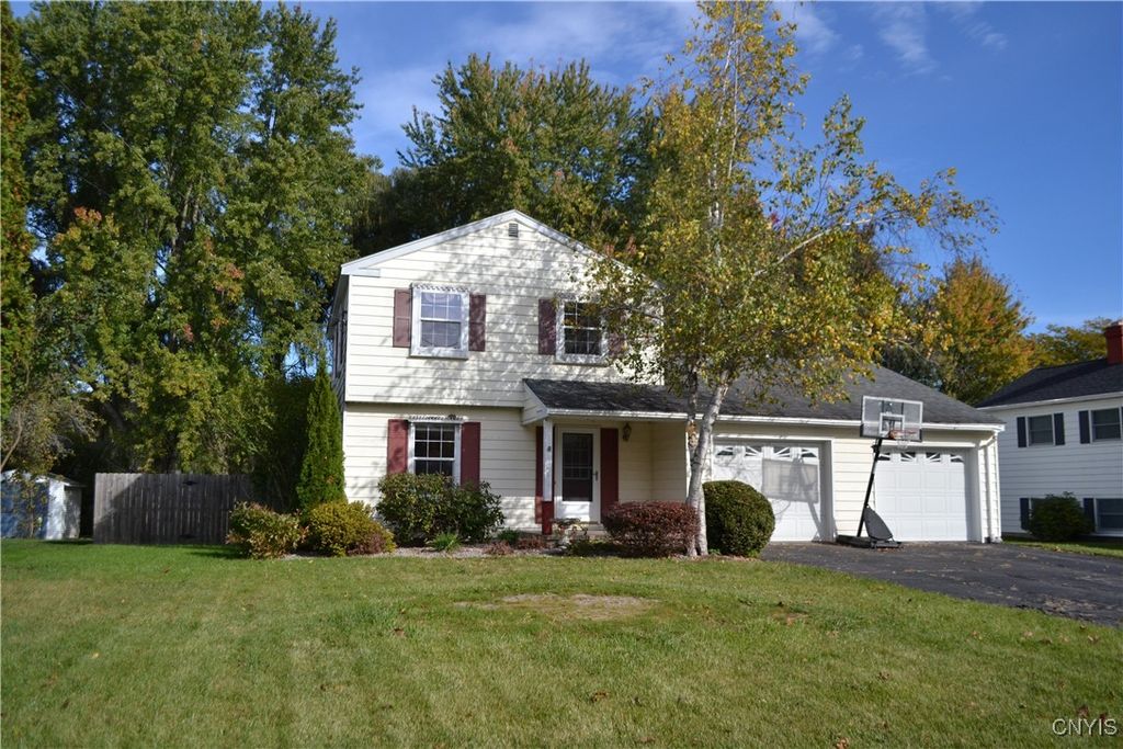 32 Patrick Circle, Fulton, NY 13069