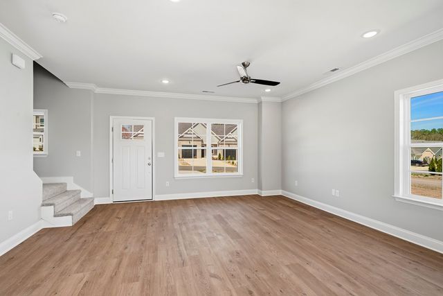 144 Andros Dr, Dalton, GA 30721