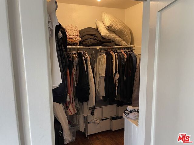 1920 S Rimpau Boulevard, Los Angeles, CA 90016