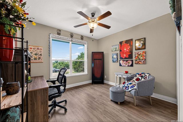 1403 COTTONWOOD RD, Fischer, TX 78623