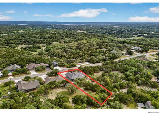 1403 COTTONWOOD RD, Fischer, TX 78623