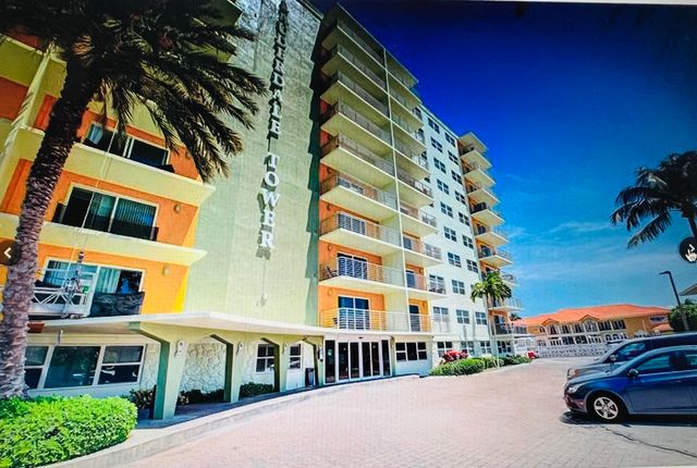 2900 NE 30th Street, Fort Lauderdale, FL 33306