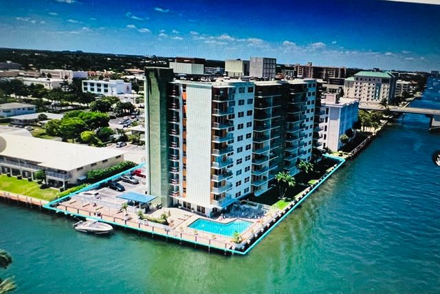 2900 NE 30th Street, Fort Lauderdale, FL 33306