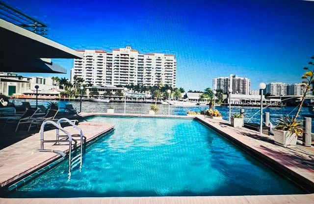 2900 NE 30th Street, Fort Lauderdale, FL 33306
