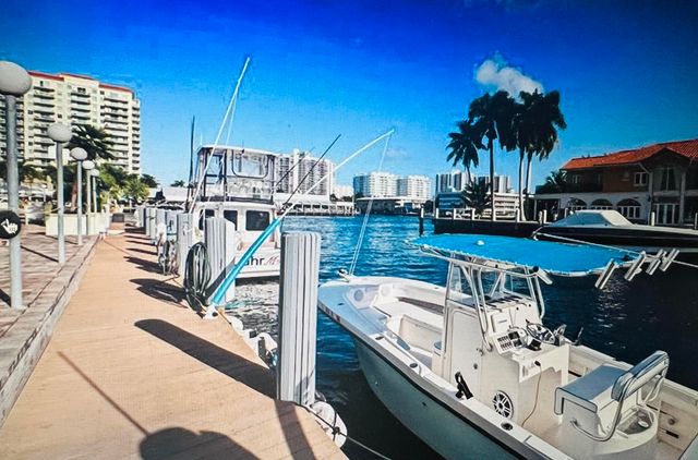 2900 NE 30th Street, Fort Lauderdale, FL 33306