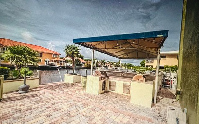 2900 NE 30th Street, Fort Lauderdale, FL 33306