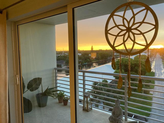 2900 NE 30th Street, Fort Lauderdale, FL 33306