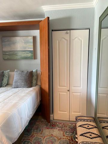 2900 NE 30th Street, Fort Lauderdale, FL 33306