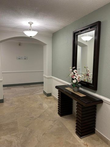 2900 NE 30th Street, Fort Lauderdale, FL 33306