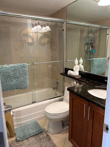 2900 NE 30th Street, Fort Lauderdale, FL 33306