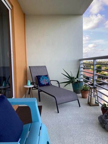 2900 NE 30th Street, Fort Lauderdale, FL 33306