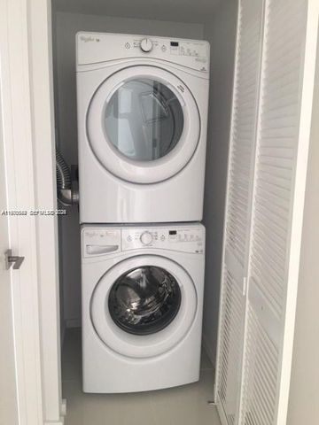 5252 NW 85th Ave 1902, Doral, FL 33166