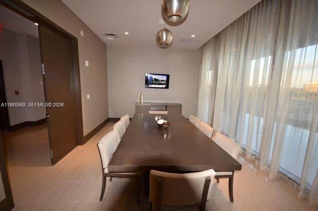 5252 NW 85th Ave 1902, Doral, FL 33166