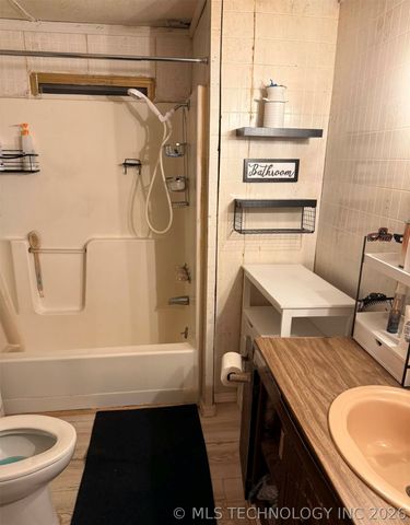 57616 S 36960 Road, Terlton, OK 74081