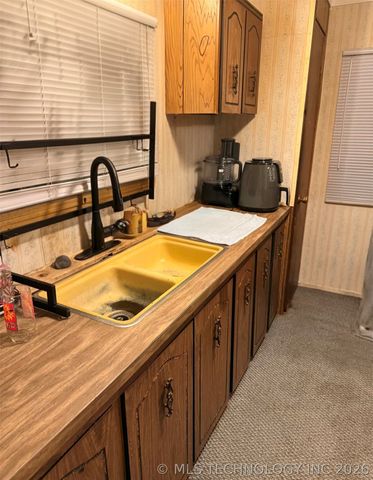 57616 S 36960 Road, Terlton, OK 74081