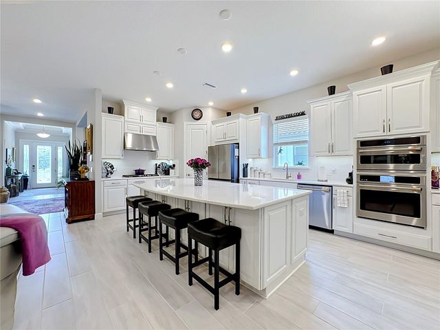 6145 GRANDVIEW HILL COURT, Bradenton, FL 34203