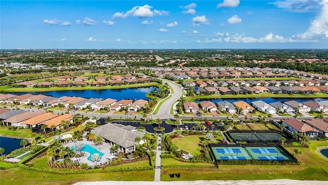 6145 GRANDVIEW HILL COURT, Bradenton, FL 34203
