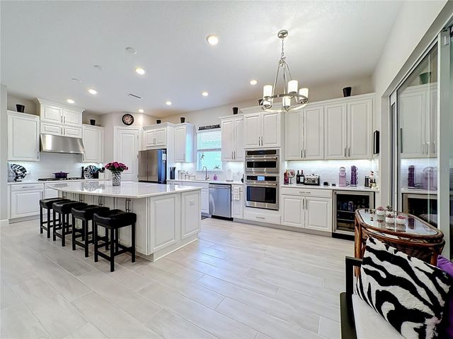 6145 GRANDVIEW HILL COURT, Bradenton, FL 34203