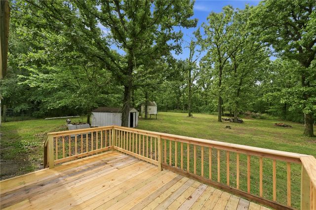 13225 Dawn View Drive, Gentry, AR 72734
