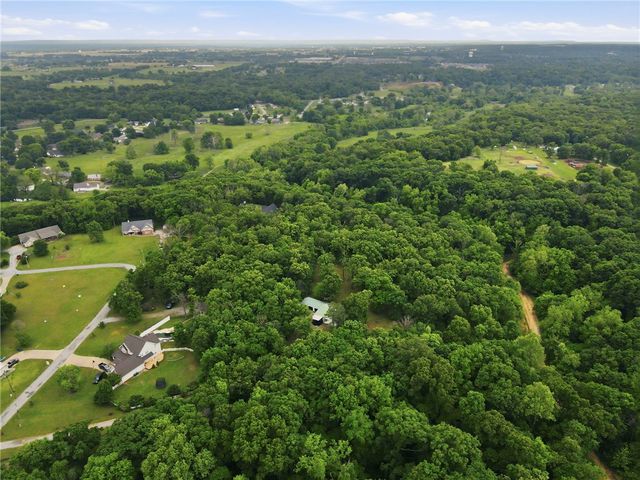 13225 Dawn View Drive, Gentry, AR 72734