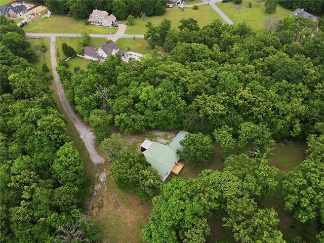 13225 Dawn View Drive, Gentry, AR 72734